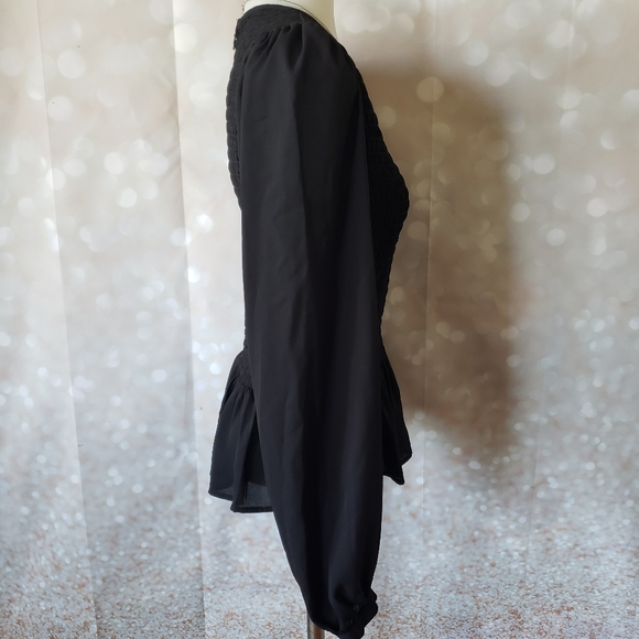 *LAST ONE* Leyden Smocked Textured Top - Picture 6 of 13